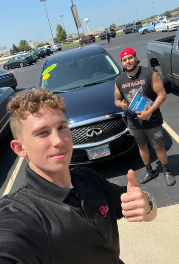 Happy customer at Grote Automotive in Moline, Illinois